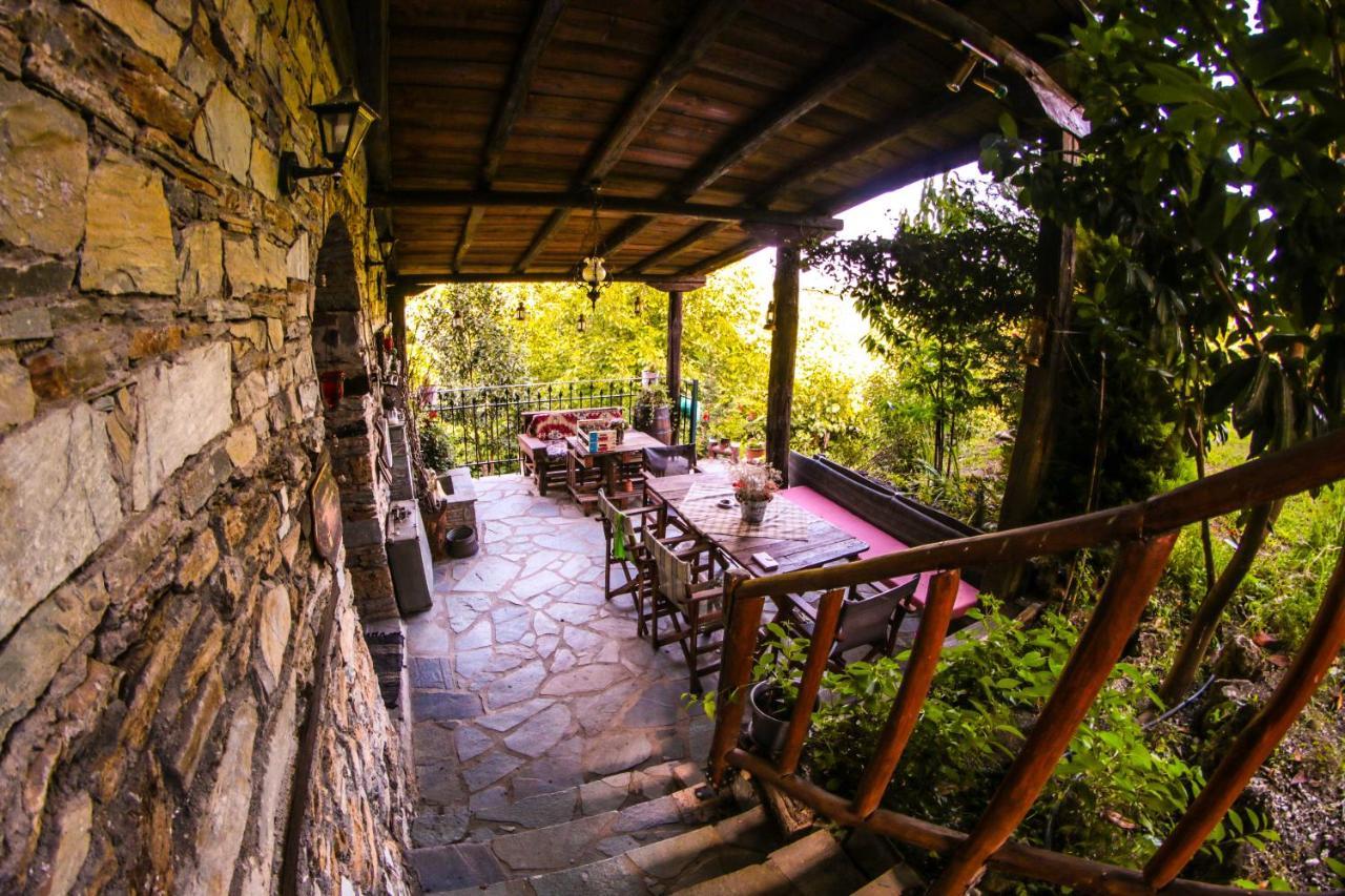 Mylos Arkochorion Bagian luar foto